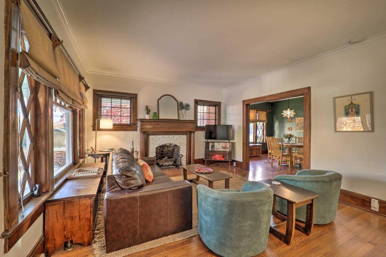 Bristol Bungalow Less Than 1 Mi To Country Music Museum Екстериор снимка